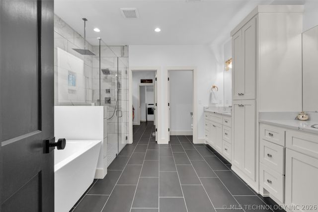 5319 E 125th Place S, Bixby, OK 74008