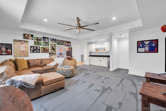 5319 E 125th Place S, Bixby, OK 74008