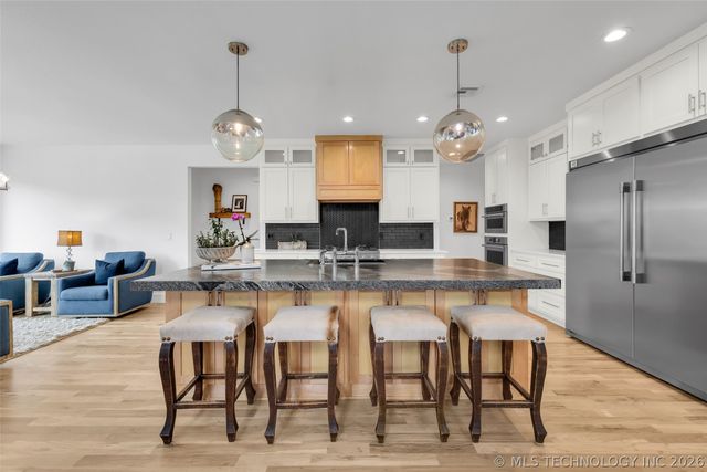 5319 E 125th Place S, Bixby, OK 74008