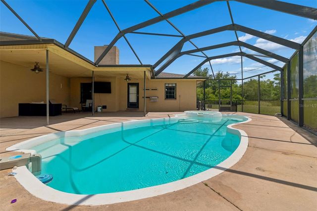 3501 AUSTIN TRAIL LANE, Plant City, FL 33565