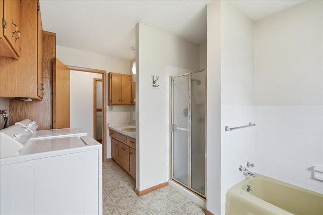 1430 8th Avenue, Baldwin, WI 54002