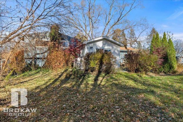 10490 Green Road, Goodrich, MI 48438