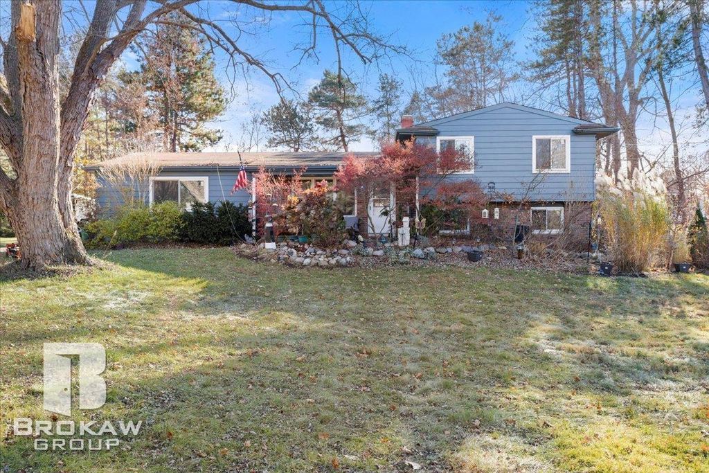 10490 Green Road, Goodrich, MI 48438