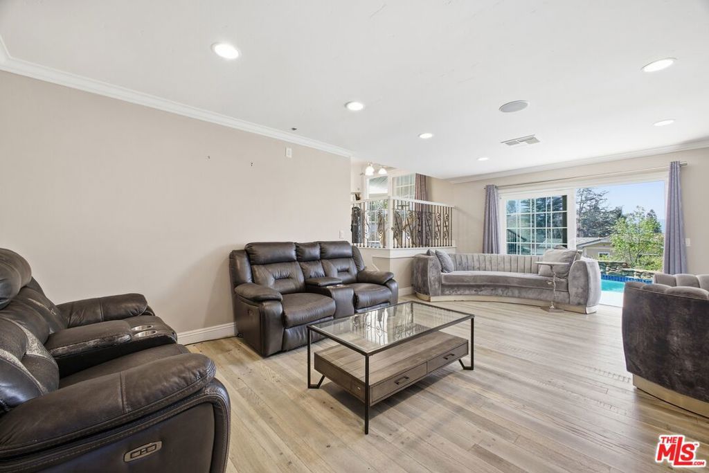 Image 27 of property listing at 157 S Donna Court, Anaheim, CA 92807
