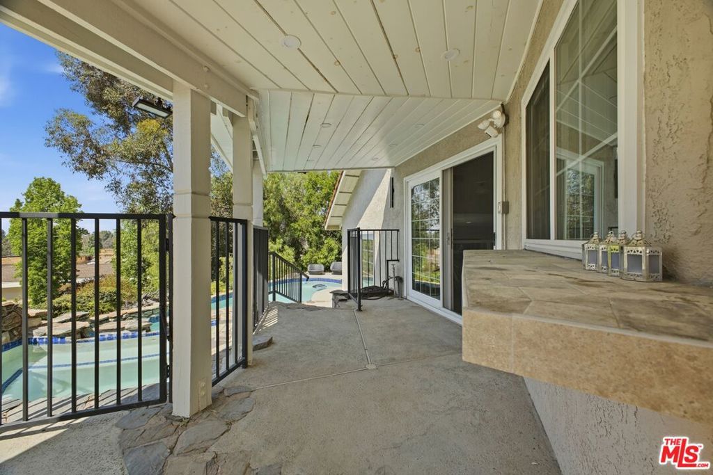 Image 33 of property listing at 157 S Donna Court, Anaheim, CA 92807
