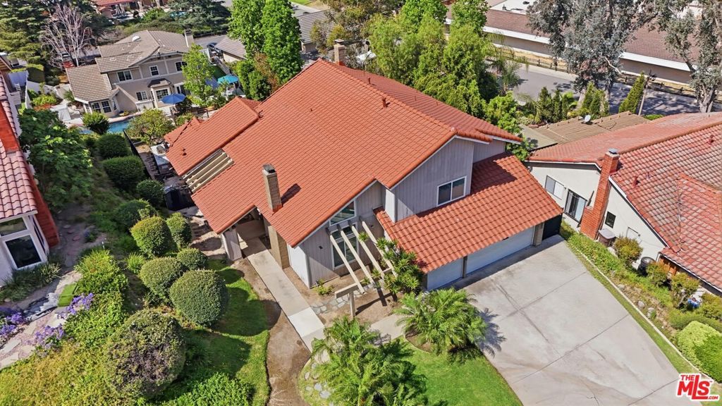 Image 40 of property listing at 157 S Donna Court, Anaheim, CA 92807