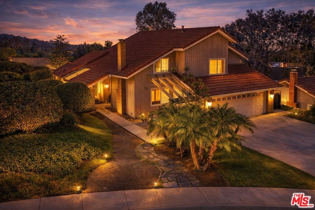 Image 42 of property listing at 157 S Donna Court, Anaheim, CA 92807