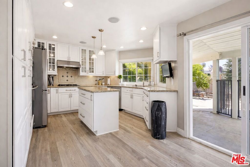 Image 8 of property listing at 157 S Donna Court, Anaheim, CA 92807