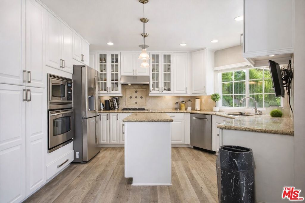 Image 9 of property listing at 157 S Donna Court, Anaheim, CA 92807