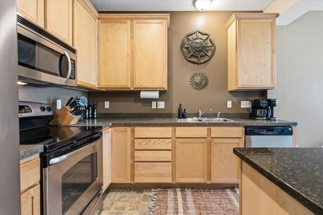 16590 72nd Court NE, Elk River, MN 55330