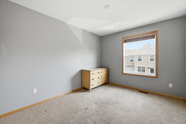 16590 72nd Court NE, Elk River, MN 55330
