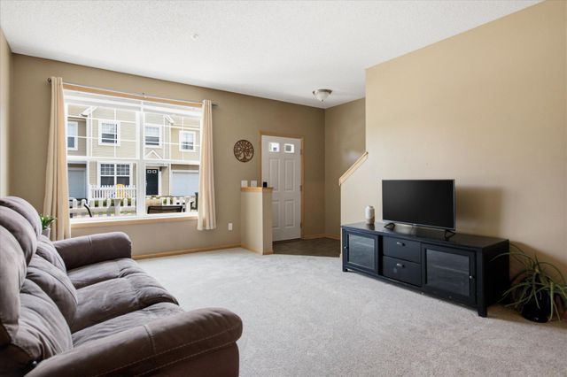 16590 72nd Court NE, Elk River, MN 55330