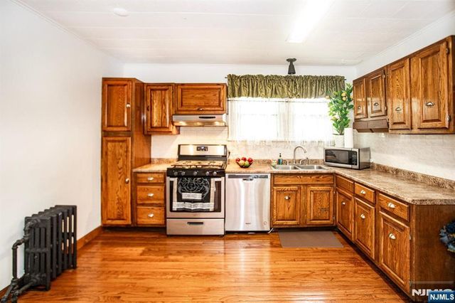 326 William Street, New Milford, NJ 07646
