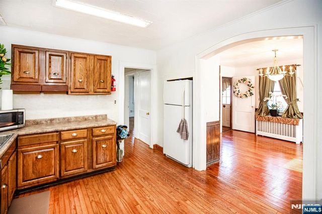 326 William Street, New Milford, NJ 07646