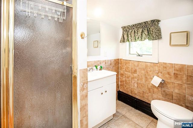 326 William Street, New Milford, NJ 07646