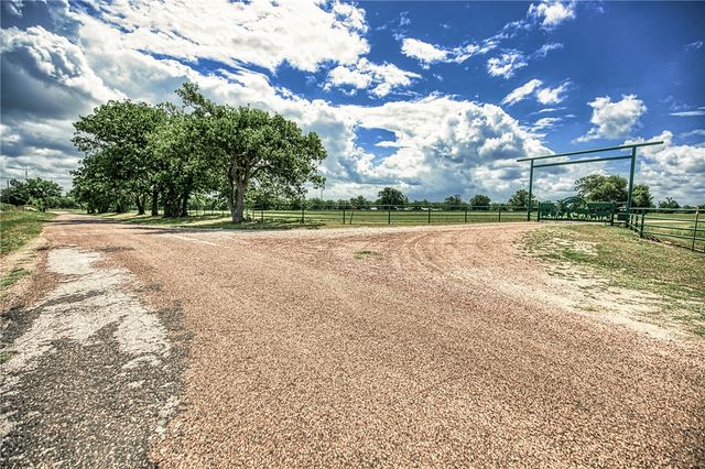 11532 County Road 408, Caldwell, TX 77836