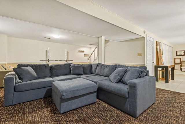 640 Clearview Court, Algonquin, IL 60102