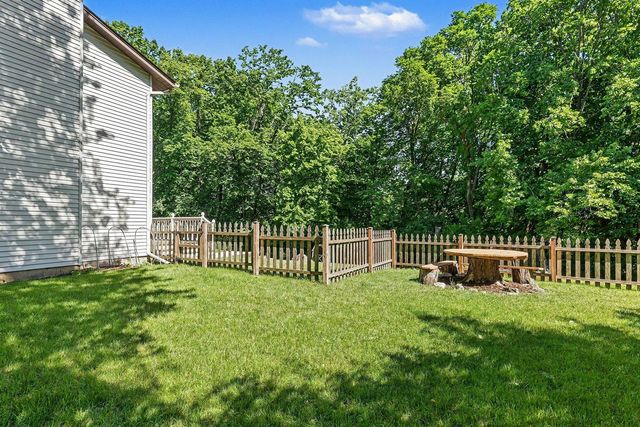 640 Clearview Court, Algonquin, IL 60102