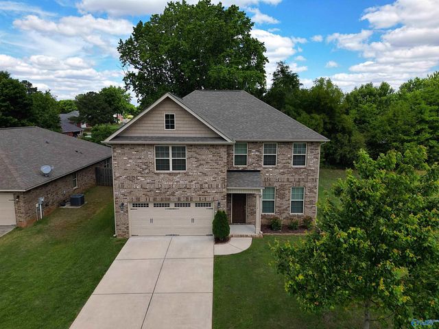 114 Summer Pointe Lane, Harvest, AL 35757