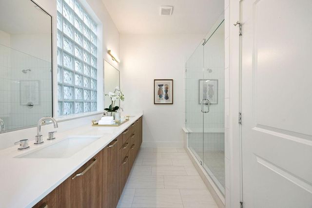 1715 Mary Street, Houston, TX 77026