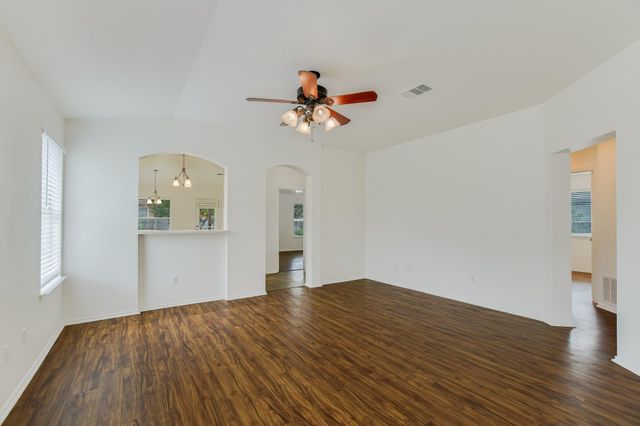 303 Delby ST, Hutto, TX 78634