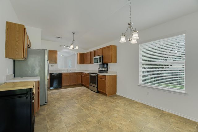 303 Delby ST, Hutto, TX 78634