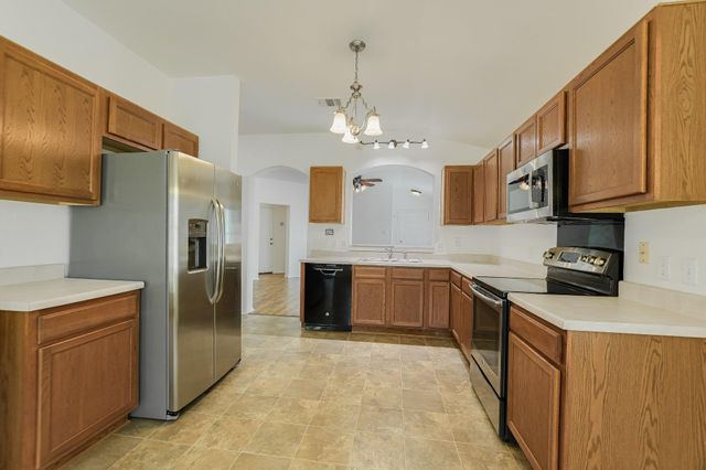 303 Delby ST, Hutto, TX 78634