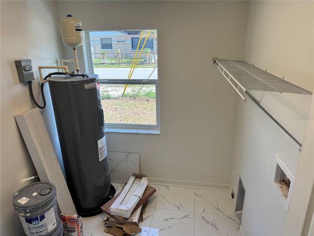 6024 12TH STREET, Zephyrhills, FL 33542