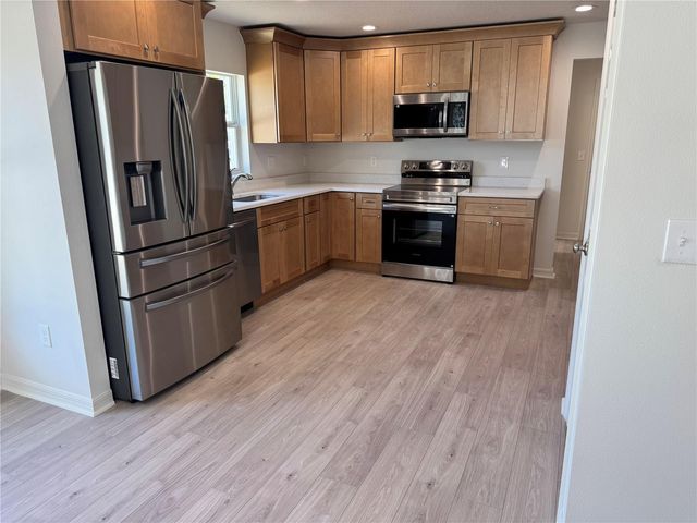 6024 12TH STREET, Zephyrhills, FL 33542