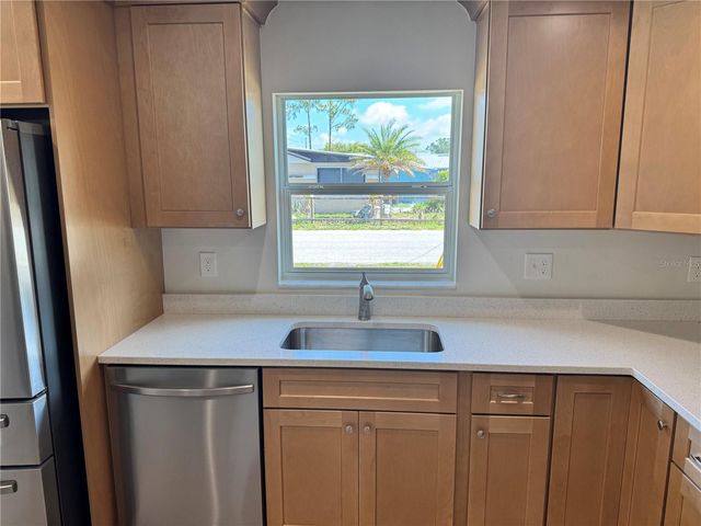 6024 12TH STREET, Zephyrhills, FL 33542