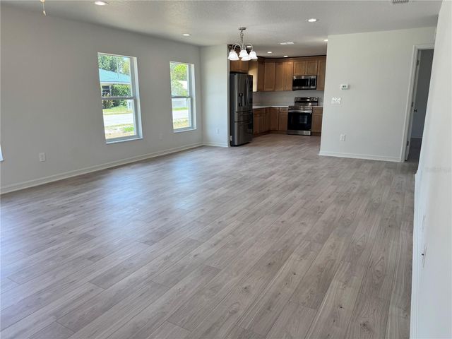 6024 12TH STREET, Zephyrhills, FL 33542
