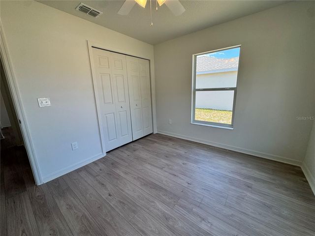 6024 12TH STREET, Zephyrhills, FL 33542