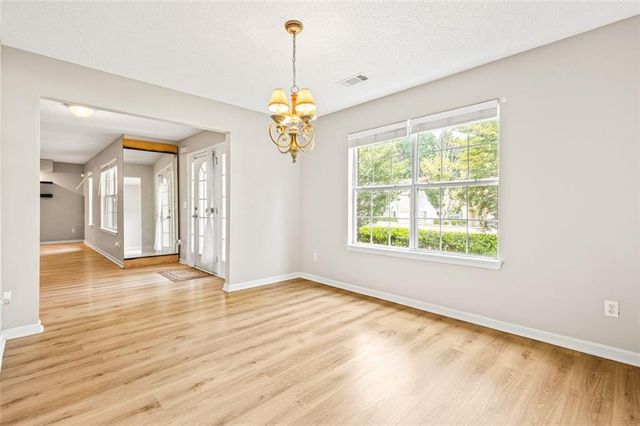 6684 CRANE Avenue, Fairburn, GA 30213