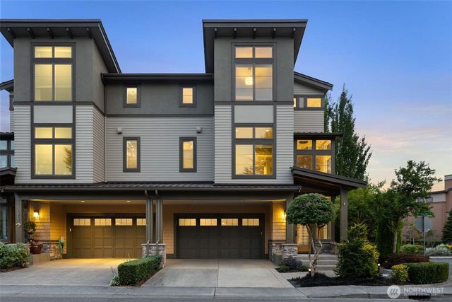 1211 N 42nd Place, Renton, WA 98056
