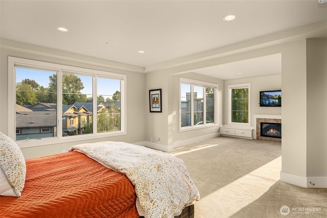 1211 N 42nd Place, Renton, WA 98056