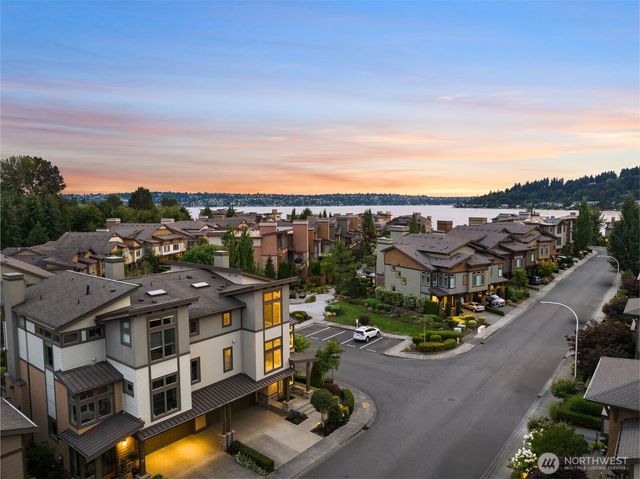 1211 N 42nd Place, Renton, WA 98056