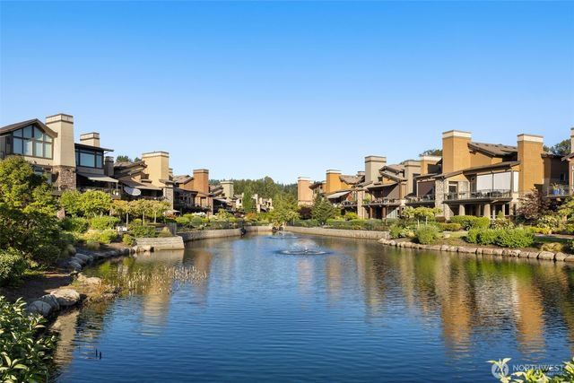 1211 N 42nd Place, Renton, WA 98056