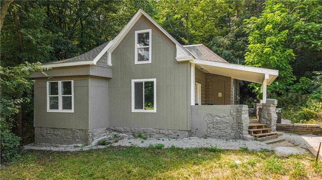 528 Caldwell Street, Excelsior Springs, MO 64024