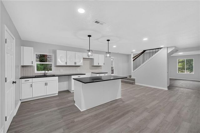 528 Caldwell Street, Excelsior Springs, MO 64024