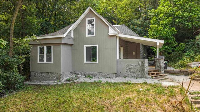 528 Caldwell Street, Excelsior Springs, MO 64024