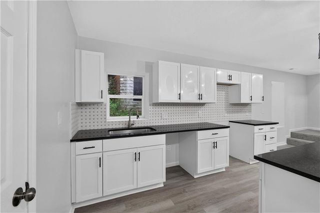 528 Caldwell Street, Excelsior Springs, MO 64024