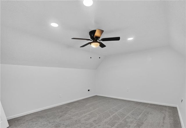 528 Caldwell Street, Excelsior Springs, MO 64024