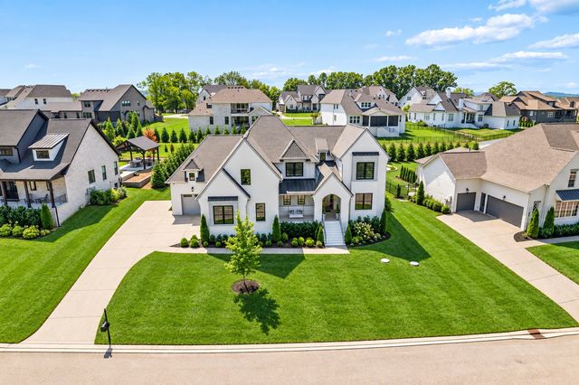 4672 Majestic Meadows Dr, Arrington, TN 37014