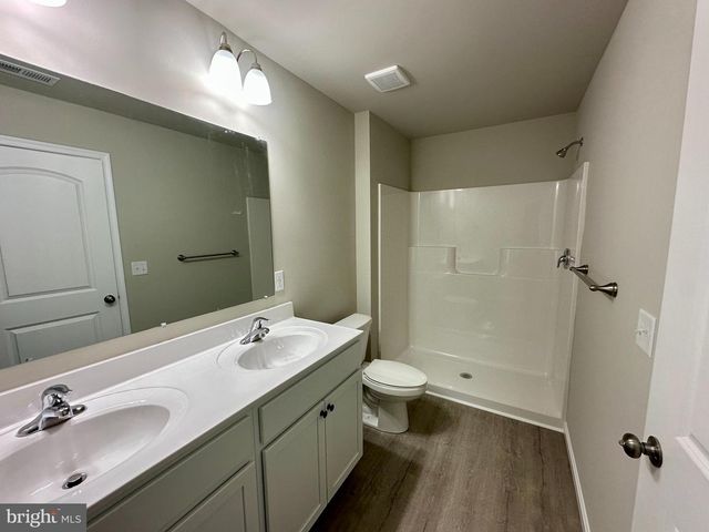226 ROJAN RD, Dover, DE 19901