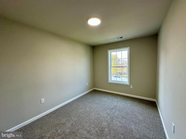 226 ROJAN RD, Dover, DE 19901