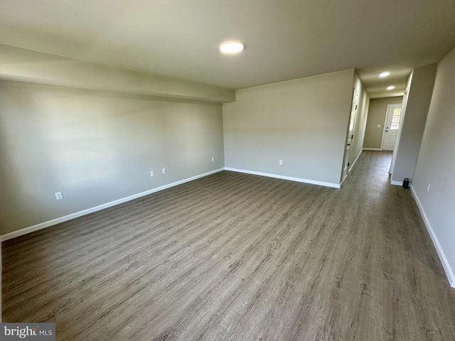 226 ROJAN RD, Dover, DE 19901