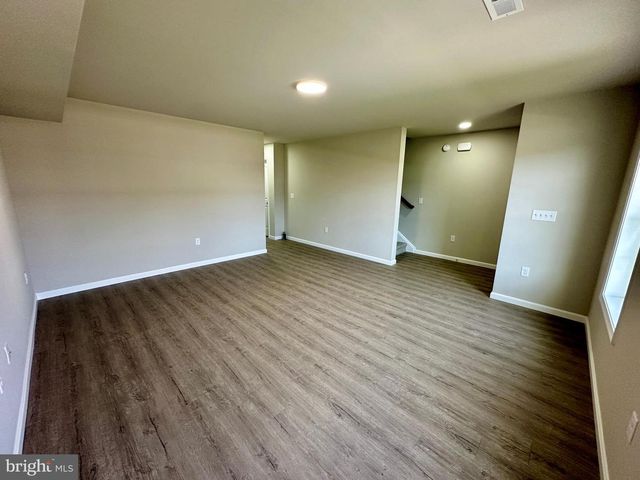 226 ROJAN RD, Dover, DE 19901