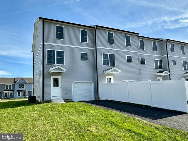 226 ROJAN RD, Dover, DE 19901