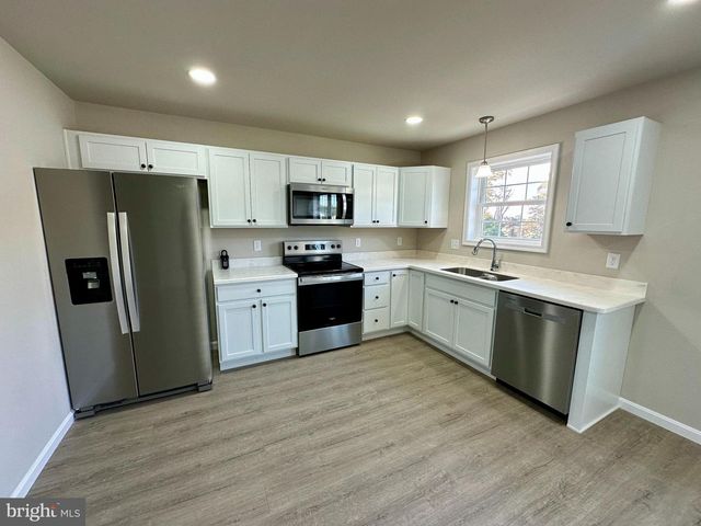 226 ROJAN RD, Dover, DE 19901