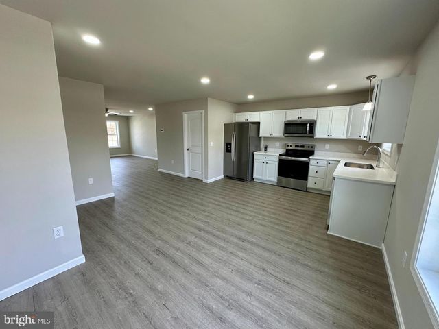226 ROJAN RD, Dover, DE 19901
